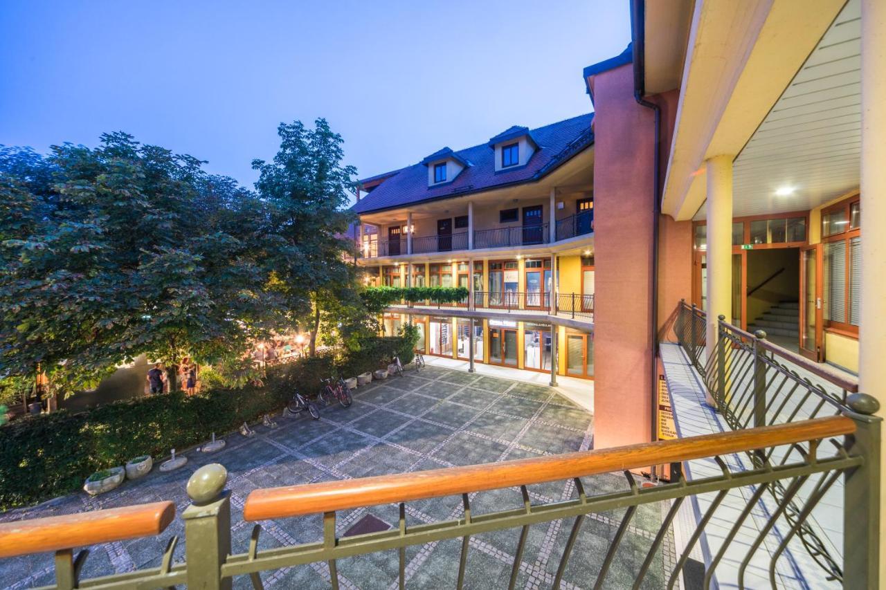 Apartment Union Μπλεντ Εξωτερικό φωτογραφία
